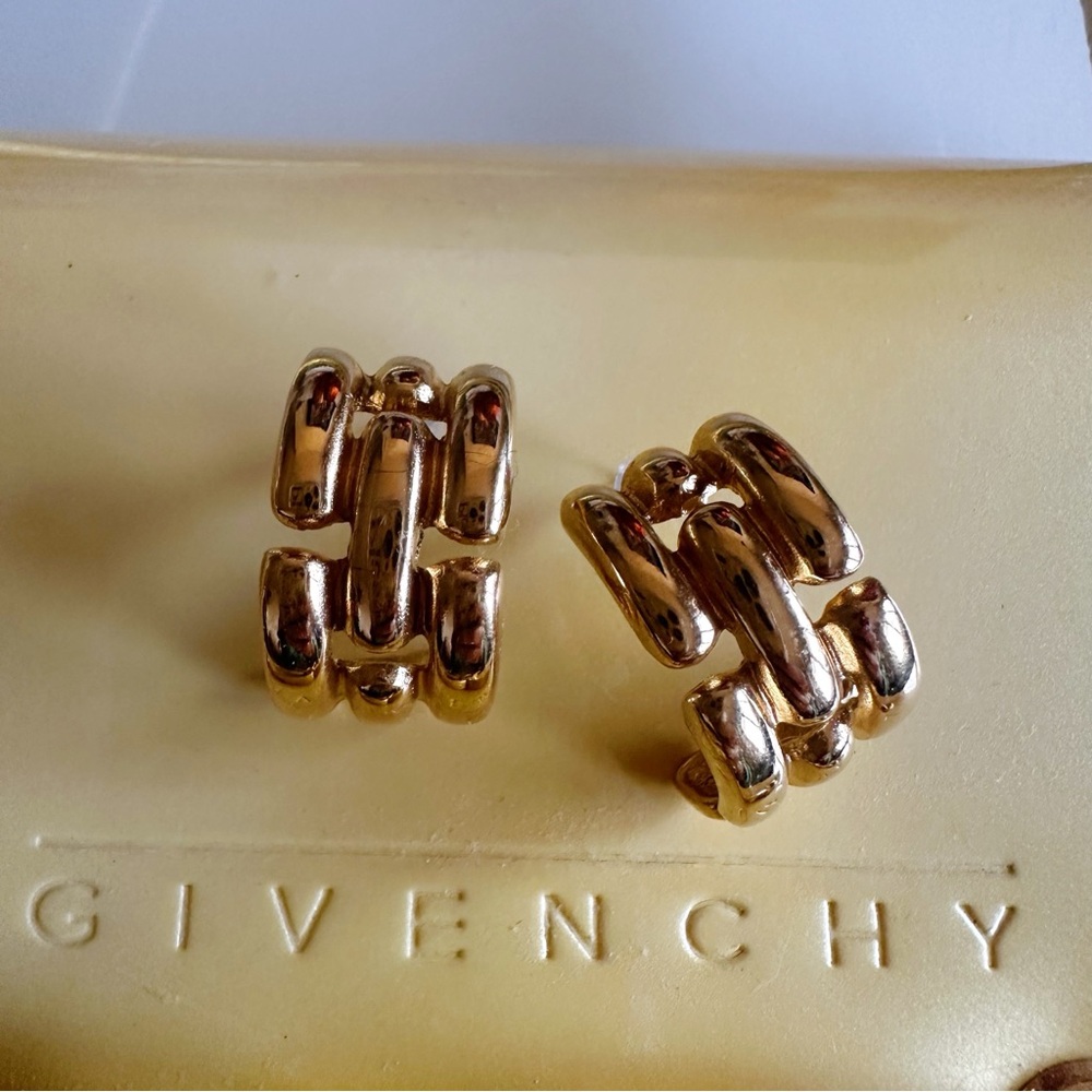 Givenchy Vintage Equestrian Link Gold Tone Earrings w/ Post